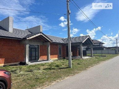 Продаж 1 поверхового будинку з верандою і ділянкою на 22 сотки, 270.44 кв. м, 4 кімнати, на вул. Абрикосова • ID 34557206
