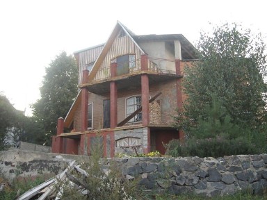Продаж 3 поверхового будинку з мансардою і ділянкою на 32 сотки, 104.1 кв. м, 3 кімнати, на вулиця Кірова 1А • ID 34516622