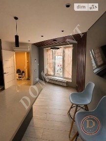 Продаж 2 поверхового будинку з гаражем і ділянкою на 5 соток, 154 кв. м, 4 кімнати, на вул. Західна • ID 34514220