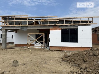 Продаж 1 поверхового будинку з ділянкою на 6 соток, 138 кв. м, 3 кімнати, на вул. Волошина • ID 34513656