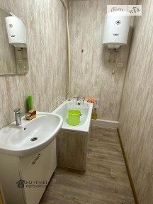 Продаж 3 поверхового будинку з верандою і ділянкою на 12 соток, 135 кв. м, 5 кімнат, на вул. Лісна • ID 34513556