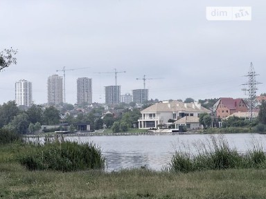 Продаж 3 поверхового будинку з верандою і ділянкою на 1.5 сотки, 202 кв. м, 4 кімнати, на туп. Прибережний • ID 34513208