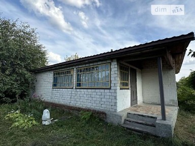 Продаж 1 поверхового будинку з ділянкою на 52 сотки, 101.2 кв. м, 3 кімнати, на вулиця Першотравнева • ID 34511426
