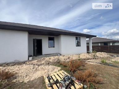 Продаж 1 поверхового будинку з верандою 115 кв. м, 3 кімнати, на вул. Слобідська 35 • ID 34501551