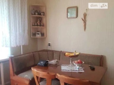 Продаж 2 поверхового будинку з балконом і ділянкою на 7 соток, 243 кв. м, 5 кімнат, на вул. Свободи • ID 34499461