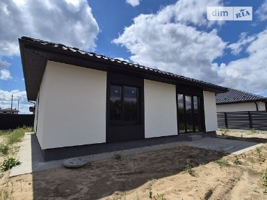 Продаж 1 поверхового будинку з ділянкою на 4.5 сотки, 100 кв. м, 3 кімнати, на вул. Довженка • ID 34494656
