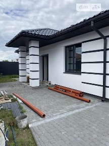 Продаж 1 поверхового будинку з опаленням і ділянкою на 4 сотки, 100 кв. м, 3 кімнати, на вул. Левка Симиренка • ID 34490604