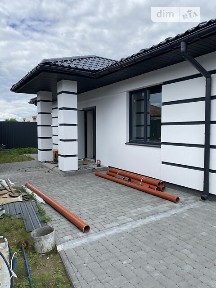 Продаж 1 поверхового будинку з опаленням і ділянкою на 4 сотки, 100 кв. м, 3 кімнати, на вул. Левка Симиренка • ID 34490604
