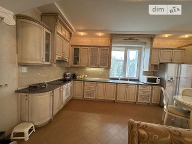 Продаж 2 поверхового будинку з гаражем і ділянкою на 18 соток, 231 кв. м, 3 кімнати, на вул. Степова • ID 34488872