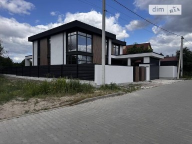 Продаж 2 поверхового будинку з балконом і ділянкою на 10 соток, 236 кв. м, 4 кімнати, на вул. Богдана Хмельницького 34 • ID 34483715