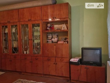 Продаж 1 поверхового будинку з верандою і ділянкою на 14.34 сотки, 226.8 кв. м, 4 кімнати, на вул. Деменчука • ID 34482225
