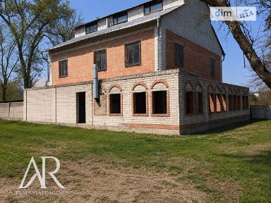 Продаж 3 поверхового будинку з верандою і ділянкою на 28 соток, 263 кв. м, 5 кімнат, на вул. Осіння • ID 34481063