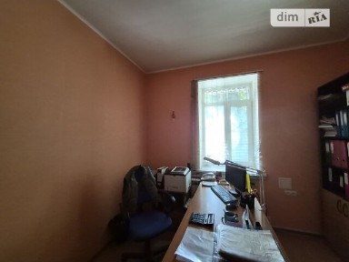 Продаж 2 поверхового будинку з гаражем і ділянкою на 1 сотку, 316.7 кв. м, 8 кімнат, на пров. Лопатинський • ID 34480016