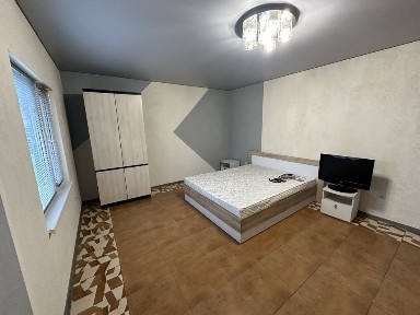 Продаж гарноі 1-ки на землі 35м2 вул Кропивницького (Потьомкінська )