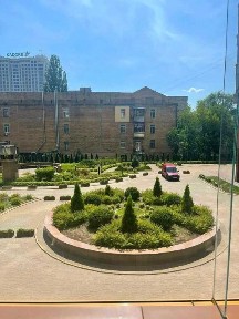 Продам комерційну нерухомість Жилянська вул., 59, Голосіївський р-н кафе, ТОП локація!