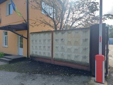 Продаж спеціального приміщення на Гнєдаша 2А, площа 3395.6 кв. м • ID 34711556