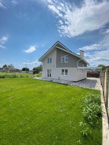 Новий будинок з евро отделкой, Осокорки, поруч озеро Мартишів 100м.