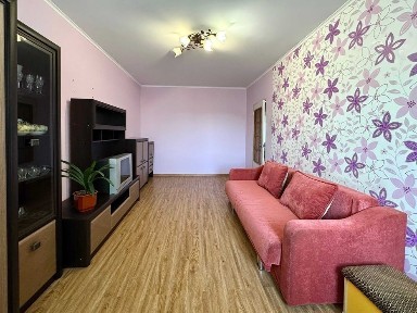 Продаж 2к квартири 48 кв. м на вул. Кулика і Гудачека 10 • ID 34708966