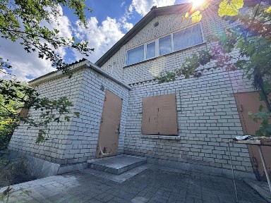 Дом в черте города | газ, гараж, баня | Березановка