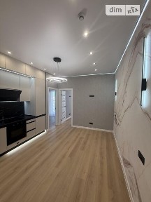 Продаж 2к квартири 42 кв. м на вул. Краснова 3 • ID 34712970