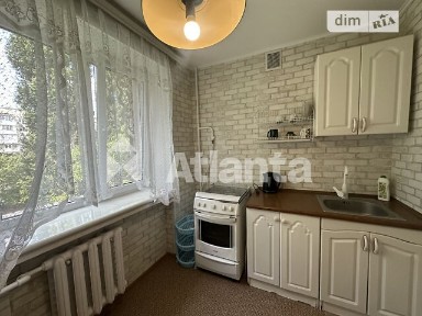 Продаж 1к квартири 30 кв. м на просп. Небесної Сотні • ID 34712709