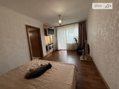 Продам 4х комнатную квартиру, Перемога 4, набережная