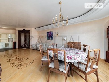 Продаж 3к квартири 130 кв. м на вул. Старонаводницька 6Б • ID 34710127