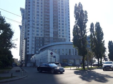 Дніпровська набережна, мікрорайон Березняки, район Дніпровський, Київ, метро Лівобережна, наб. Дніпровська 1, триповерхова будівля • ID 34555765