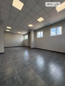 Продаж офісного приміщення 73 кв. м. на 2 поверсі на вул. Романа Шухевича, двоповерхова будівля • ID 34523599