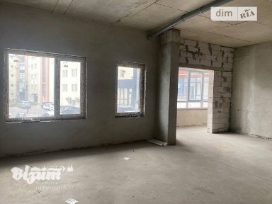 Продаж офісного приміщення 51.9 кв. м. на 2 поверсі на вул. Торговиця, десятиповерхова будівля • ID 34479779