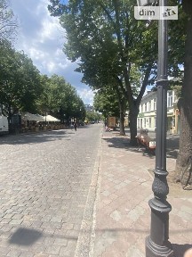 Продаж офісного приміщення 56.8 кв. м. на 0 поверсі на вул. Катерининська, одноповерхова будівля • ID 34383724