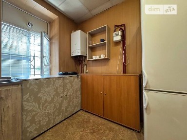 Продаж офісного приміщення 90 кв. м. на 2 поверсі на вул. В'ячеслава Чорновола 11, двоповерхова будівля • ID 34366143