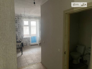 Продаж офісного приміщення 117 кв. м. на 1 поверсі на вул. Озерна, одинадцятиповерхова будівля • ID 34230124