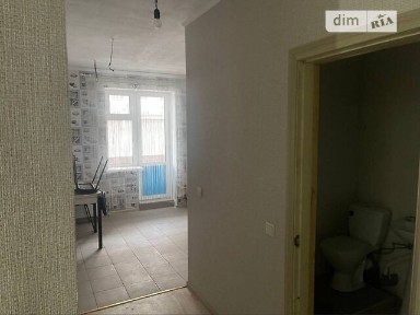 Продаж офісного приміщення 117 кв. м. на 1 поверсі на вул. Озерна, одинадцятиповерхова будівля • ID 34230124