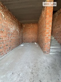 Продаж офісного приміщення 228 кв. м. на 1 поверсі на вул. Соборна 33, п'ятиповерхова будівля • ID 34164393