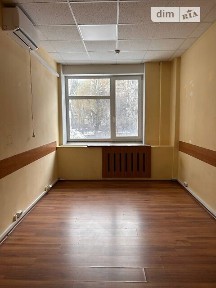 Продаж офісу 1070,6 кв. м. на 2 поверсі вул. Дмитрівська