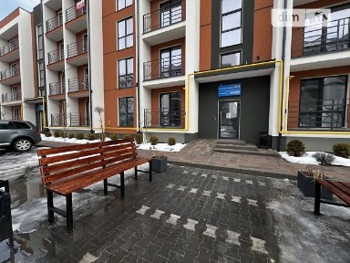 Продаж офісного приміщення 117.1 кв. м. на 1 поверсі на вул. Українська 12/1, п'ятиповерхова будівля • ID 34002089