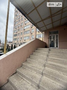 Продаж офісного приміщення 304.9 кв. м. на 3 поверсі на вул. Івана Франка 55, триповерхова будівля • ID 33889211