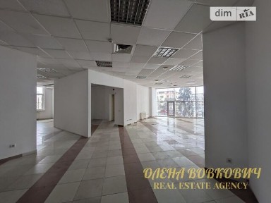 Продаж офісного приміщення 320 кв. м. на 2 поверсі на вул. Незалежності 34А, десятиповерхова будівля • ID 33877724