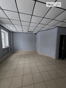 Продаж офісного приміщення 43.8 кв. м. на 1 поверсі на вул. Шолом-Алейхема 35, чотириповерхова будівля • ID 33876252