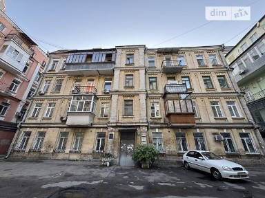 Жилянська вулиця, мікрорайон Нова забудова, район Голосіївський, Київ, метро Олімпійська, вул. Жилянська 7Б, чотириповерхова будівля • ID 33683428