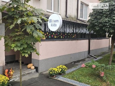 Академіка Лебедєва вулиця, мікрорайон Феофанія, район Голосіївський, Київ, метро Теремки, вул. Академіка Лебедєва 1 корпус 5, п'ятиповерхова будівля • ID 33646502