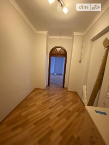 Продаж офісного приміщення 68 кв. м. на 1 поверсі на вул. Магістратська 64, двоповерхова будівля • ID 33636566