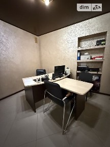 Продаж офісного приміщення 99.1 кв. м. на 1 поверсі на просп. Миру 102/2, десятиповерхова будівля • ID 33628072