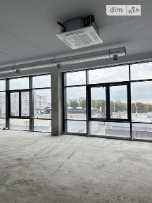 Продаж офісного приміщення 137.48 кв. м. на 3 поверсі на просп. Миру, шестиповерхова будівля • ID 33624094