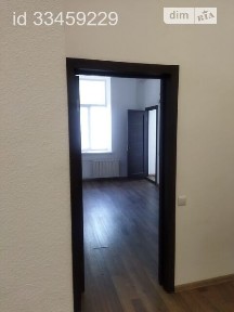 Продаж офісного приміщення 70 кв. м. на 3 поверсі на вул. Велика Васильківська 81, чотириповерхова будівля • ID 33459229