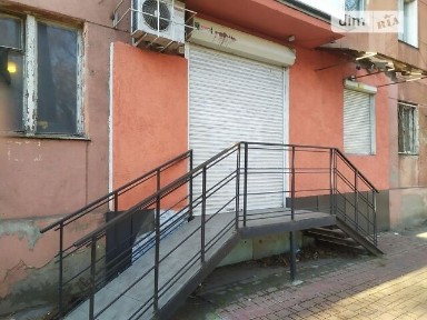 Продаж офісного приміщення 31.3 кв. м. на 1 поверсі на дор. Фонтанська 4, п'ятиповерхова будівля • ID 33433992