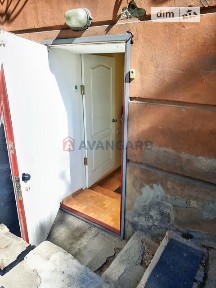 Продаж офісного приміщення 136.1 кв. м. на 1 поверсі на вул. Незалежної України 40, п'ятиповерхова будівля • ID 33362345