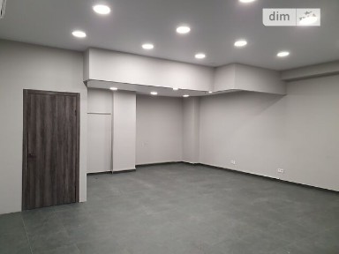 вулиця Степана Бандери, мікрорайон Парк Л. Глоби, район Центральний, Дніпро, метро Вокзальна, вул. Степана Бандери 15, багатоповерхова будівля • ID 33336583