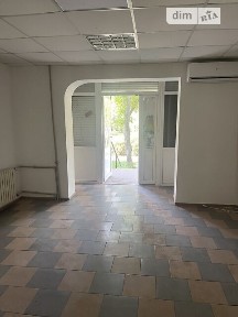 Продаж офісного приміщення 51.1 кв. м. на 1 поверсі на просп. Князя Володимира Великого 70, дванадцятиповерхова будівля • ID 33270174